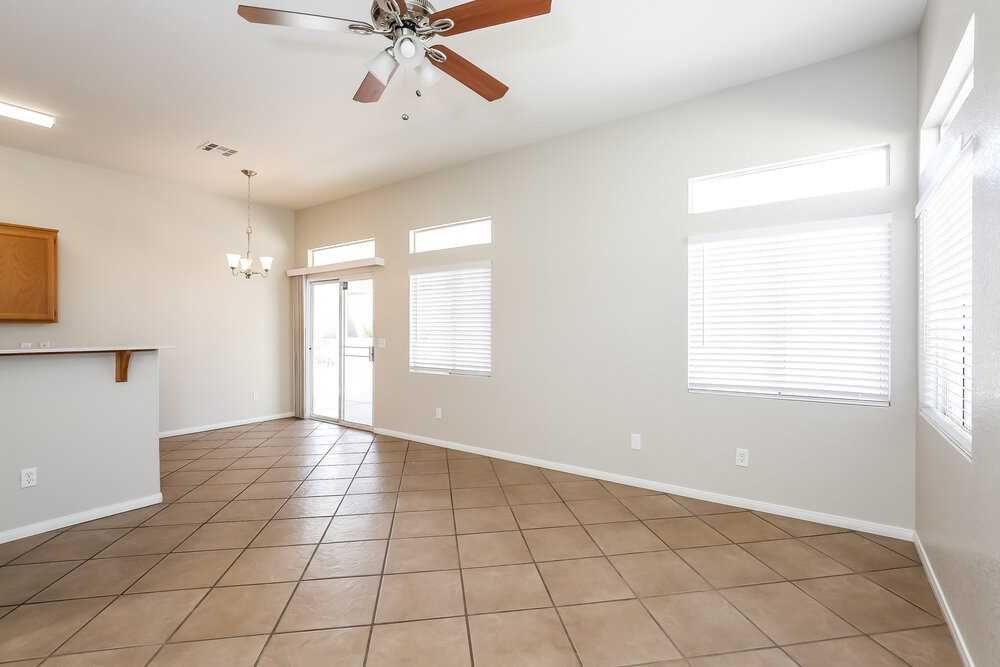 2114 Heritage Ridge Ave - Photo 3 of 16