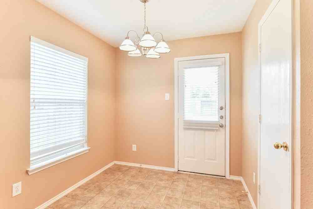 20515 Fairworth Place Ln - Photo 5 of 16