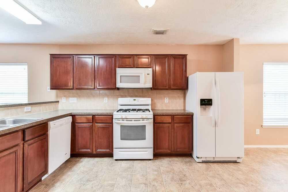 20515 Fairworth Place Ln - Photo 7 of 16