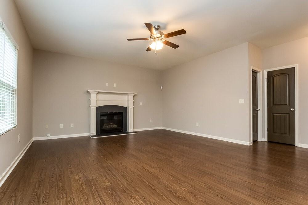 261 Chandler Bluff Ct - Photo 5 of 15