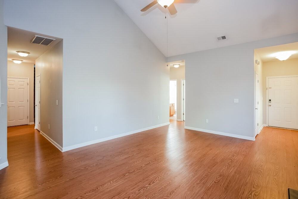 769 Mott Shue Dr Sw - Photo 6 of 17