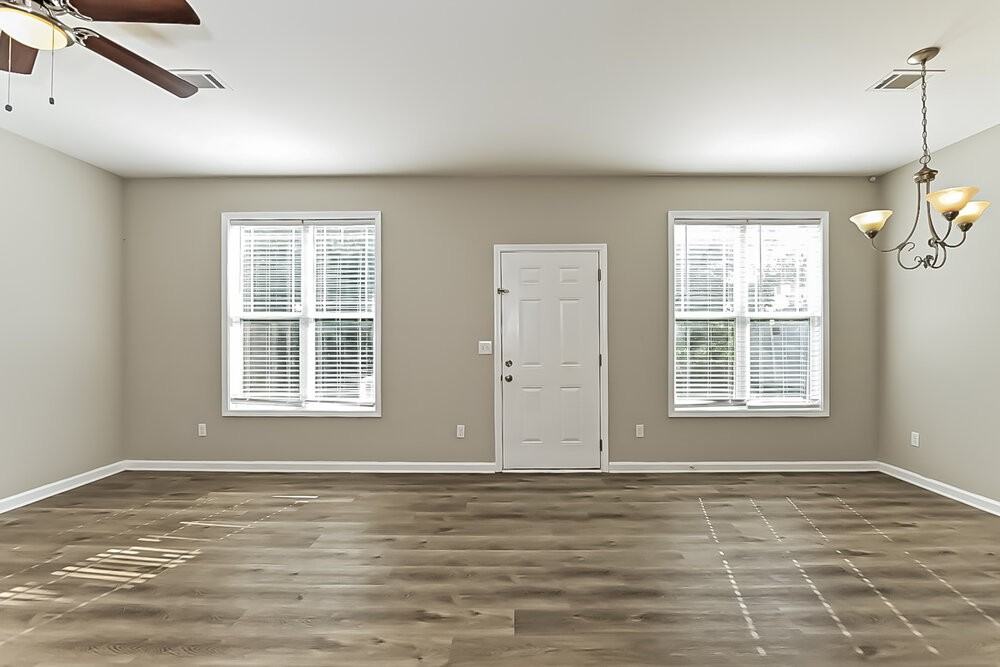 1479 Persimmon Trce - Photo 5 of 17