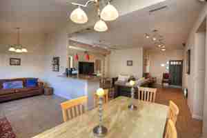 featured image of 11 W Arrellaga St #11B