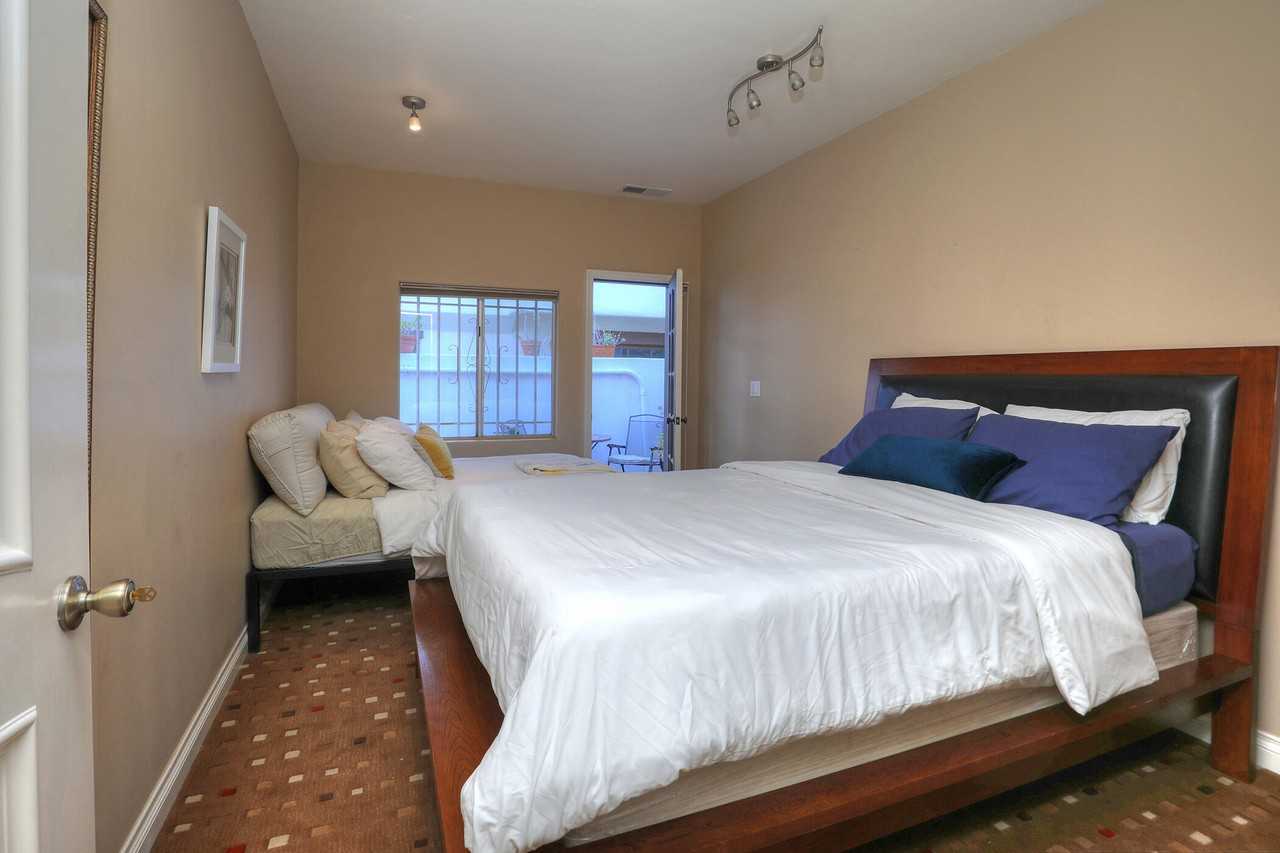 11 W Arrellaga St #11B - Photo 2 of 9