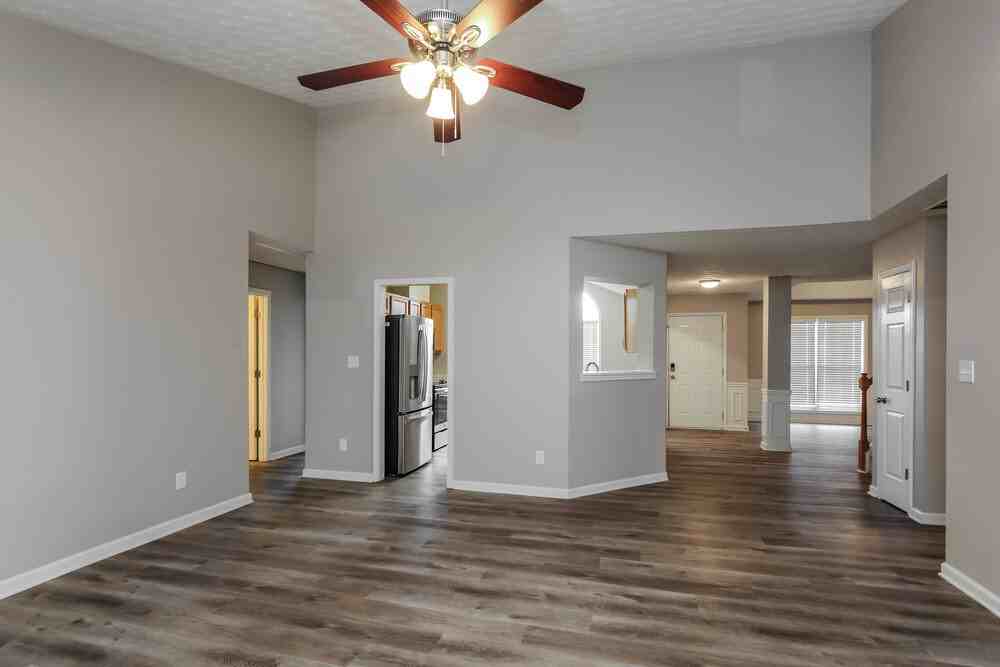 1292 Poison Oak Ct - Photo 4 of 17