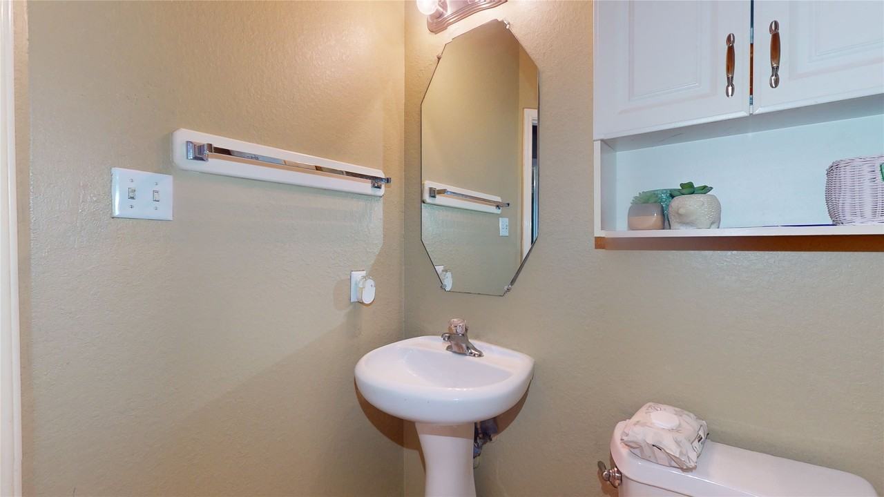 21499 Pleasant Forest Bnd #21499 - Photo 5 of 46