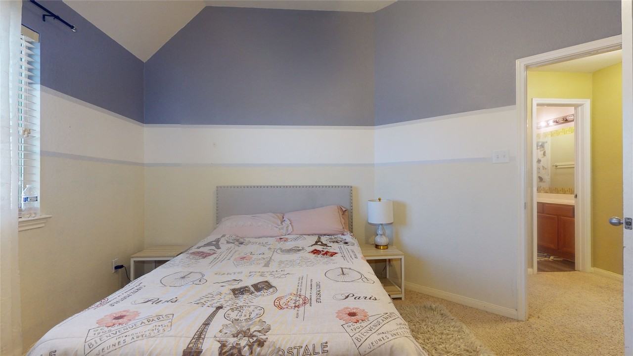 21499 Pleasant Forest Bnd #21499 - Photo 7 of 46