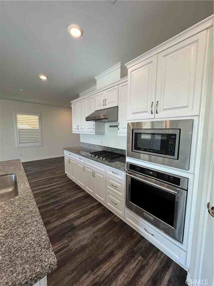 2388 Yasamin Pl #2388 - Photo 3 of 32