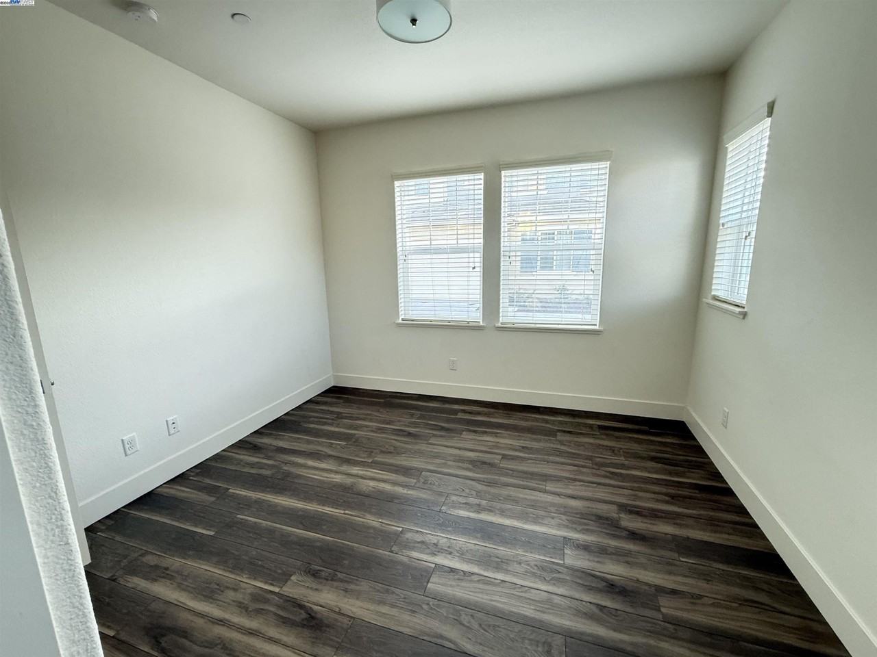 1802 Paloma Ct #1802 - Photo 4 of 20