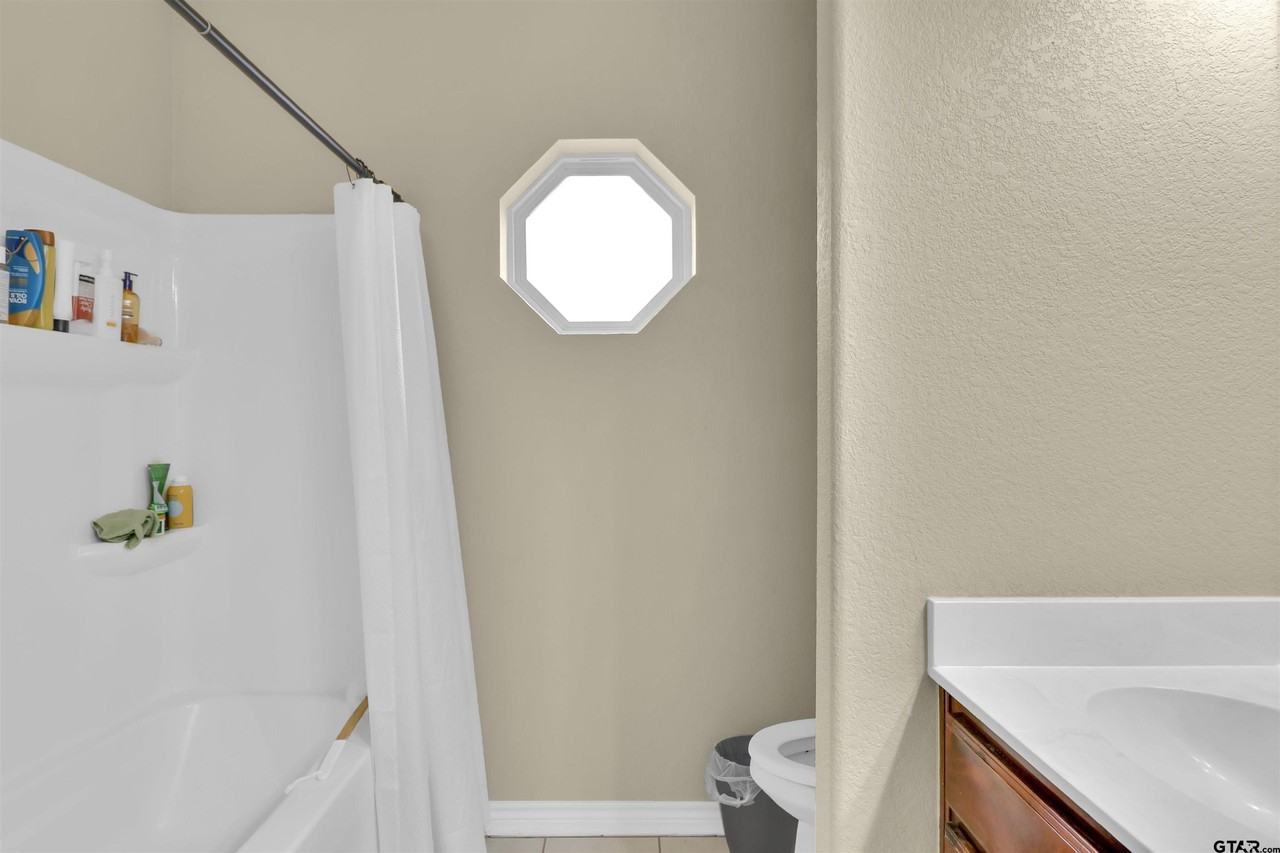 112 Letha Ct #112 - Photo 6 of 33