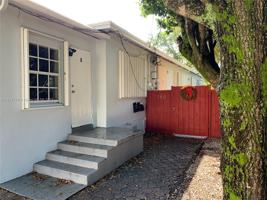 featured image of 750 Ne 86th St #750-2