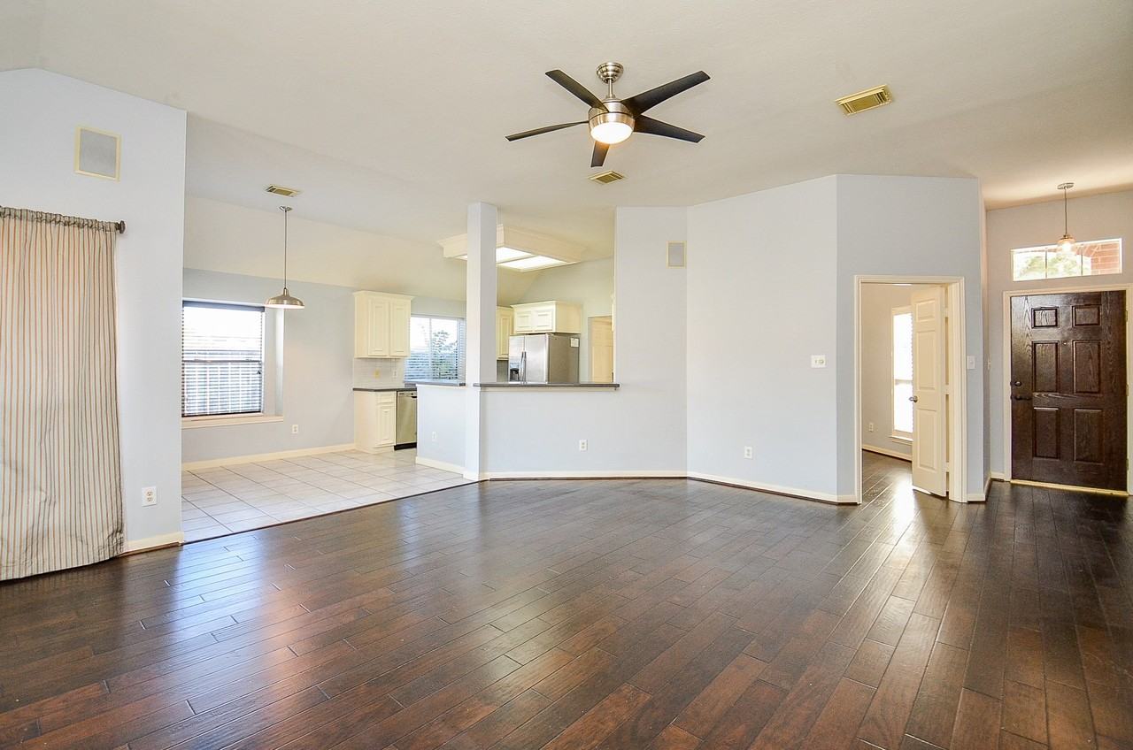 3202 Shadowchase Ct #3202 - Photo 2 of 23