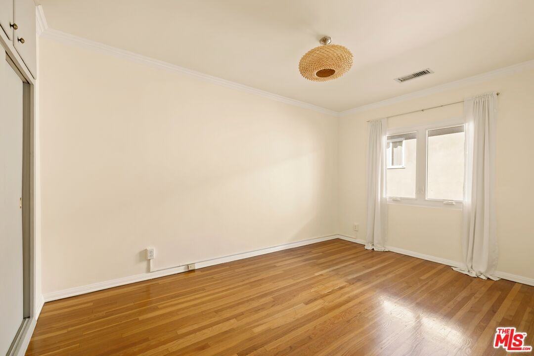 1344 N Crescent Heights Blvd #1344-3 - Photo 7 of 12