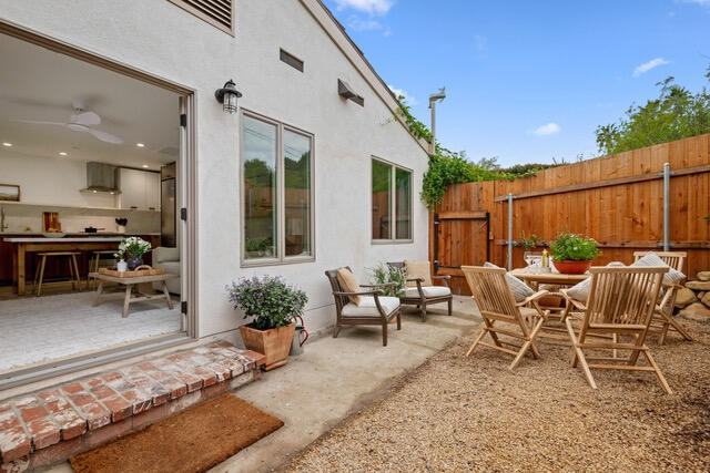 739 Mission Park Dr #739 - Photo 2 of 11