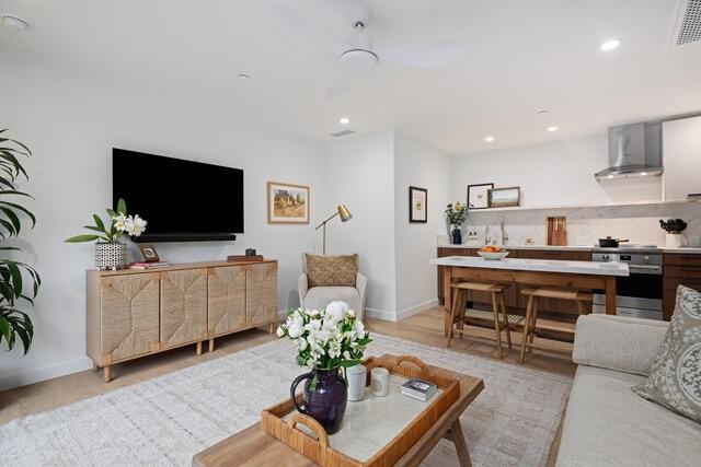 739 Mission Park Dr #739 - Photo 3 of 11