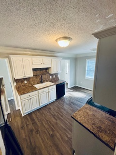 478 S Hillcrest Rd - Photo 3 of 19