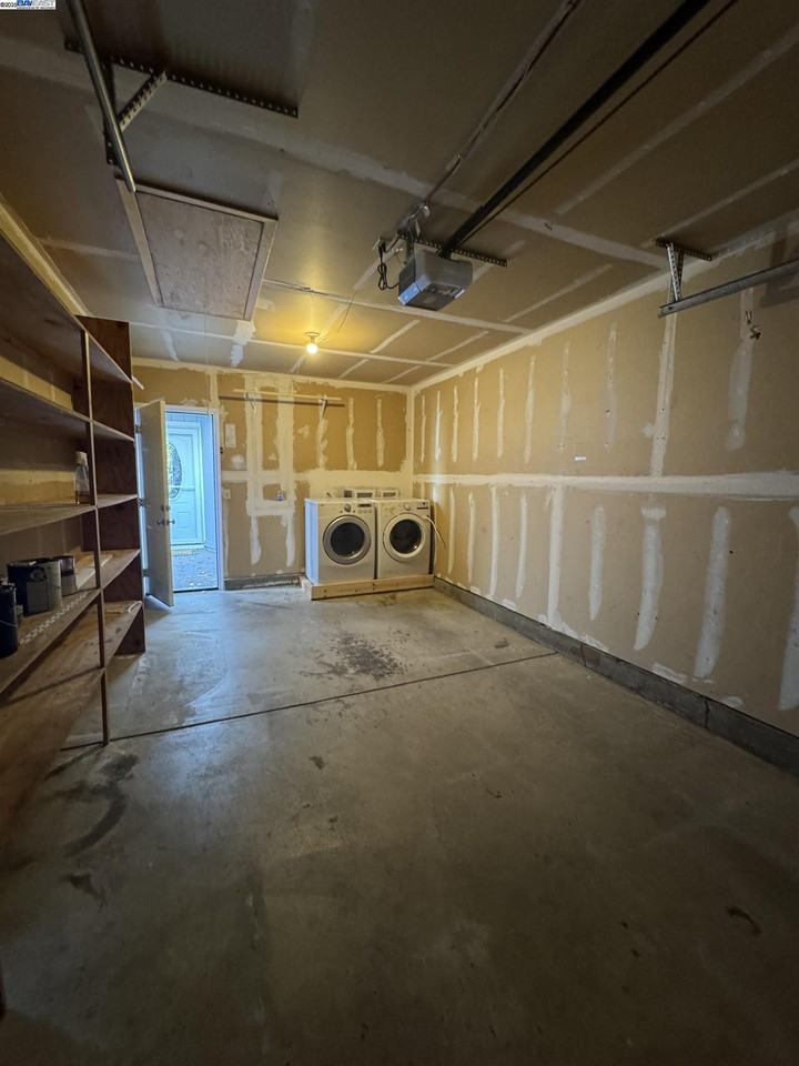 4207 Sheldon Cir #4207 - Photo 6 of 13