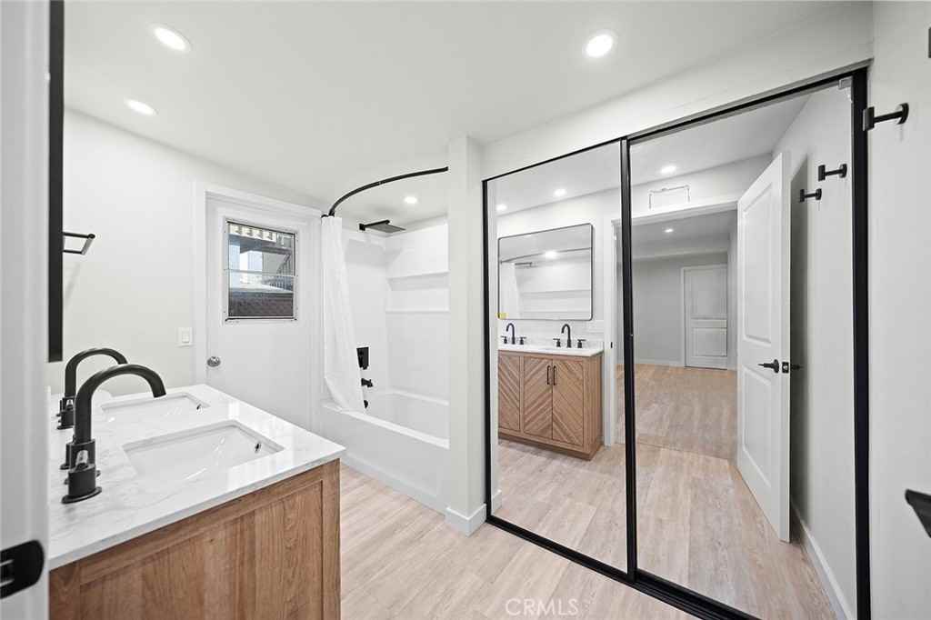 50B S Surfside Ave #50B - Photo 7 of 36