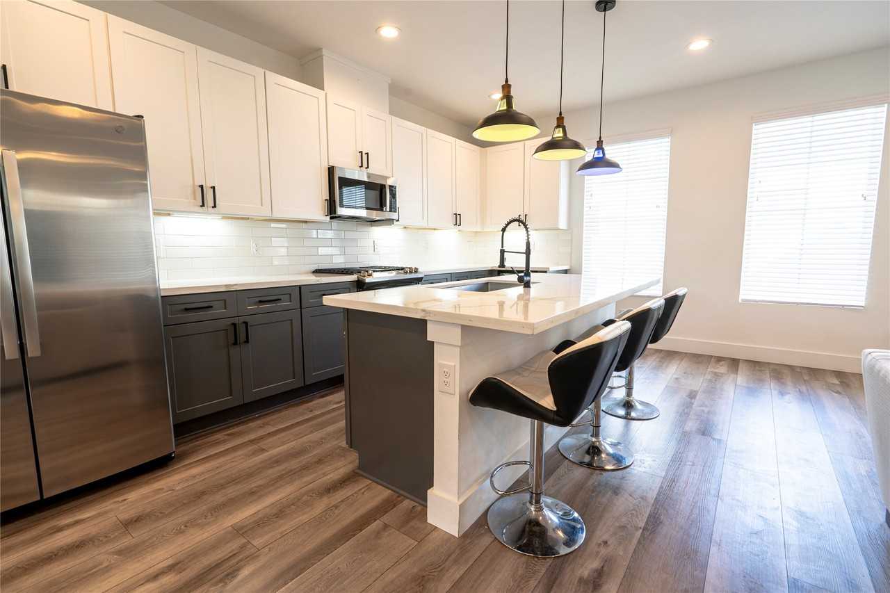 2056 Johanna Dr #2056F - Photo 4 of 27