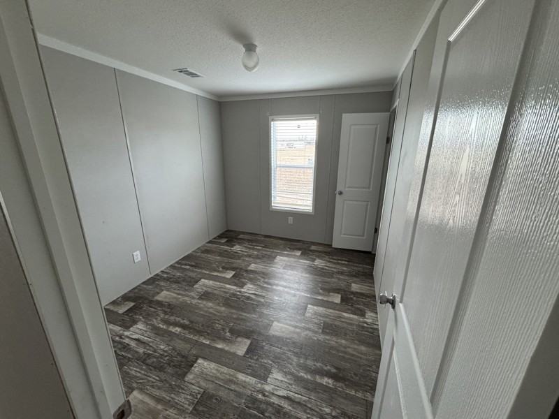 365 Patriot Ln - Photo 6 of 11