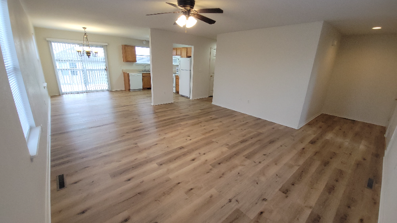 111 Stonington St - Photo 2 of 10