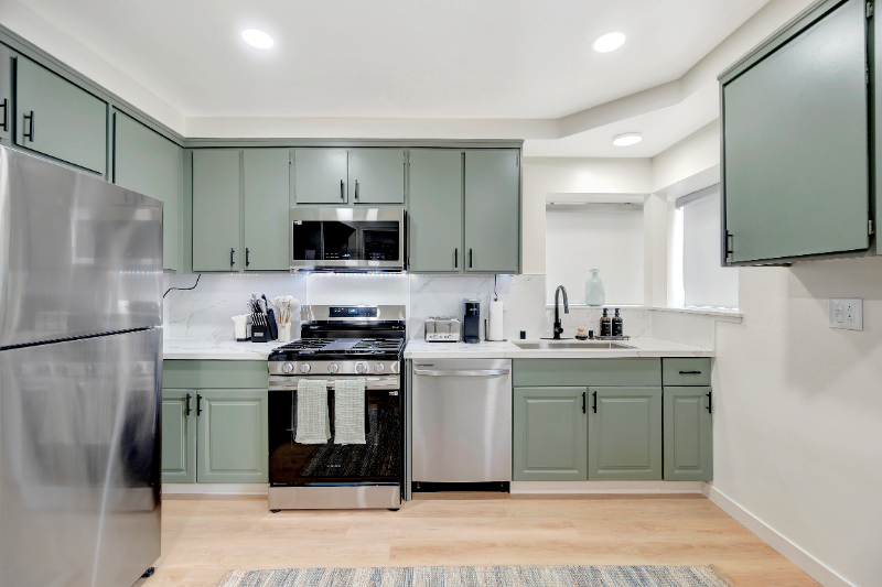 1676 W Orangewood Ave #A - Photo 2 of 8