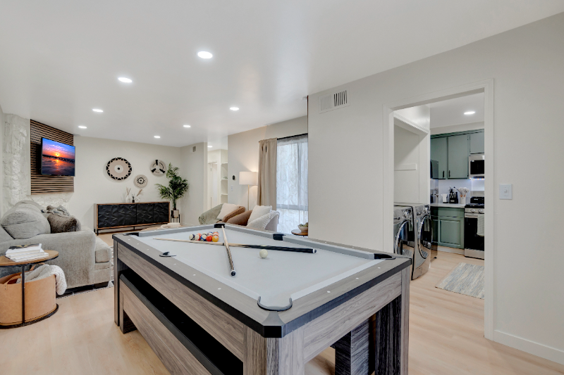 1676 W Orangewood Ave #A - Photo 6 of 8