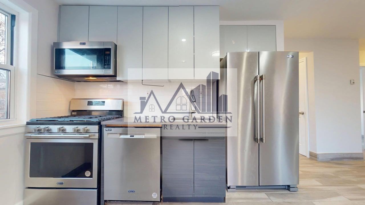 24-40 86th Street #2 - Photo 5 of 25