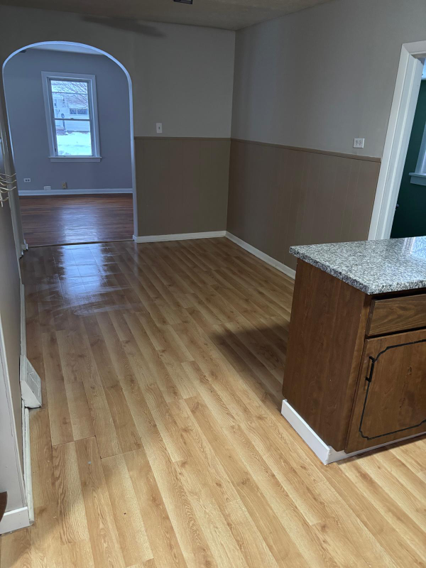 5717 Archmere Ave - Photo 7 of 14