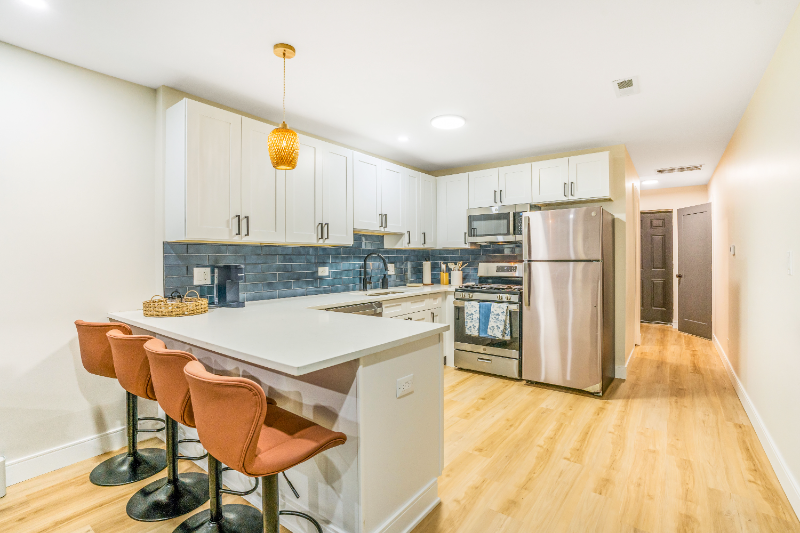 1704 N Springfield Ave #1 - Photo 4 of 16