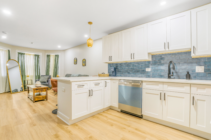 1704 N Springfield Ave #1 - Photo 6 of 16