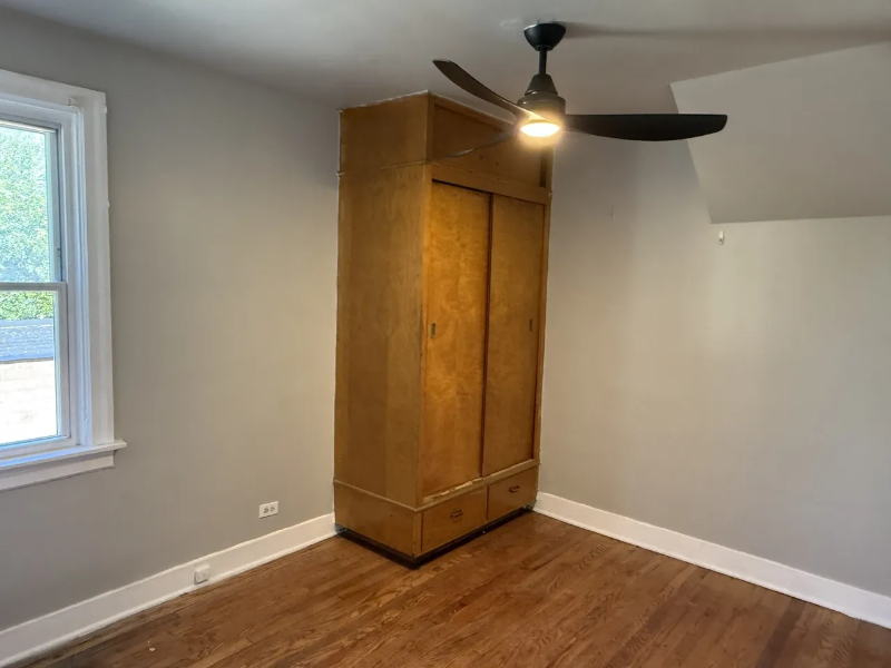 1827 170th St #2 - Photo 3 of 9