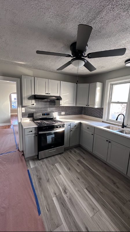 1827 170th St #2 - Photo 5 of 9