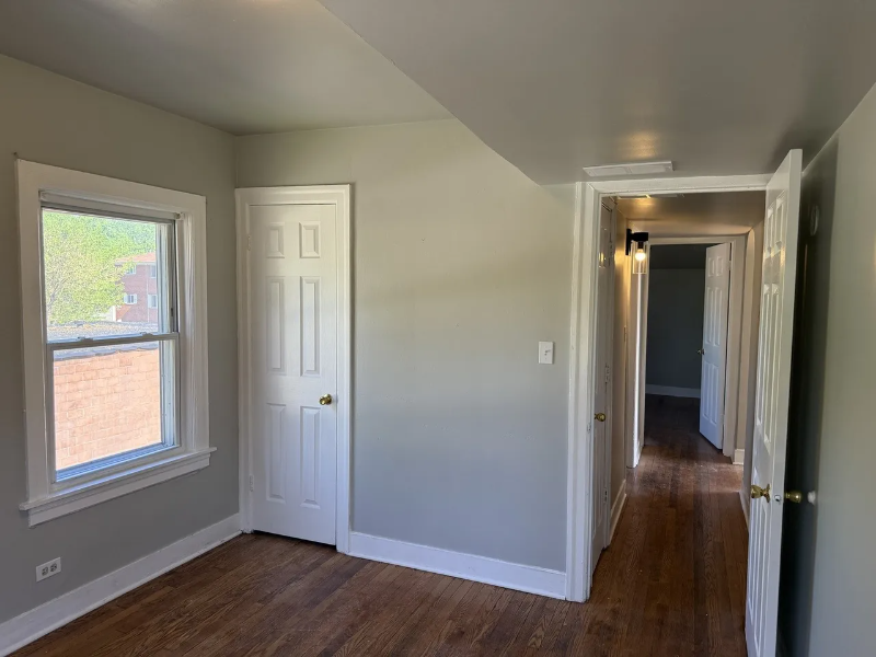 1827 170th St #2 - Photo 6 of 9