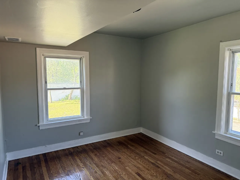 1827 170th St #2 - Photo 7 of 9