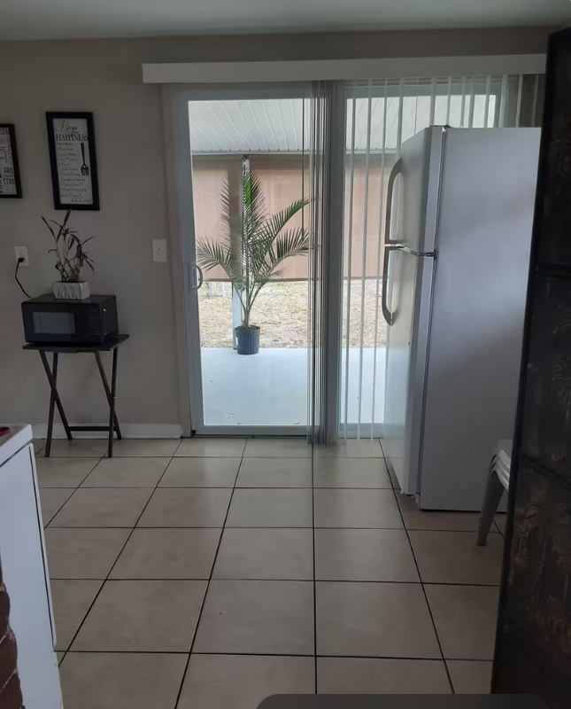 2622 E 109th Ave - Photo 4 of 8