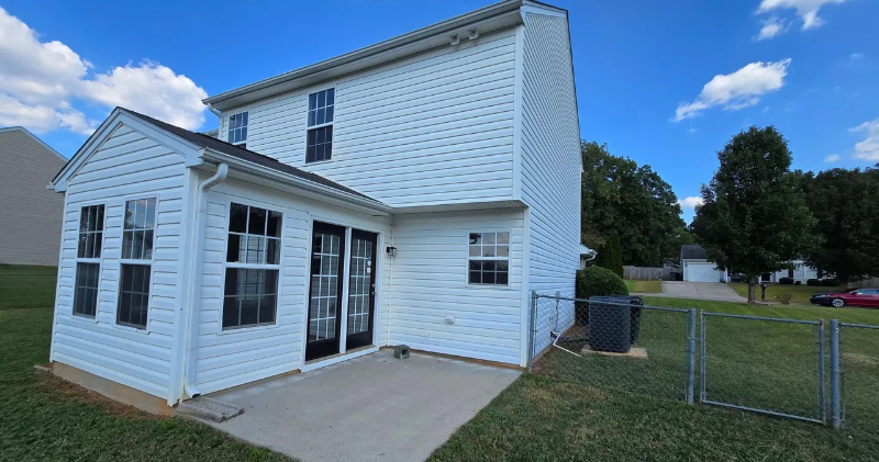 720 Audrey Ln - Photo 5 of 18