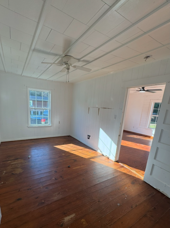 320 W College St #A - Photo 7 of 8