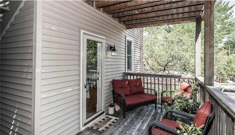 244 Marshall Ave #4 - Photo 5 of 9