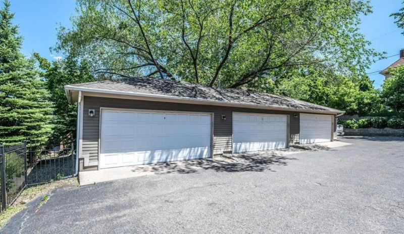 244 Marshall Ave #4 - Photo 7 of 9