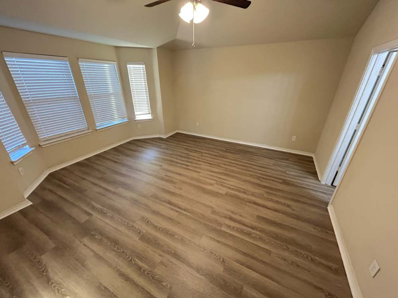 6533 Sierra Madre Dr - Photo 3 of 9