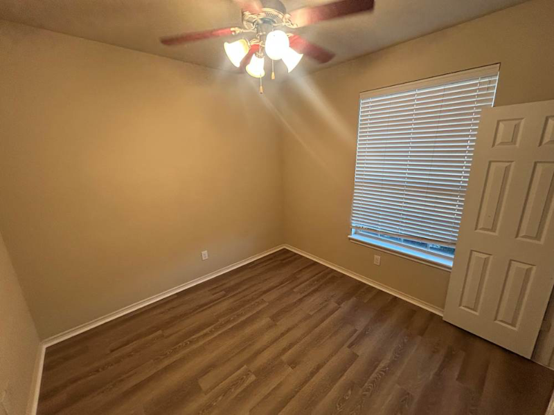 6533 Sierra Madre Dr - Photo 6 of 9