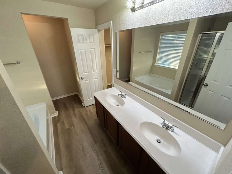 6533 Sierra Madre Dr - Photo 7 of 9