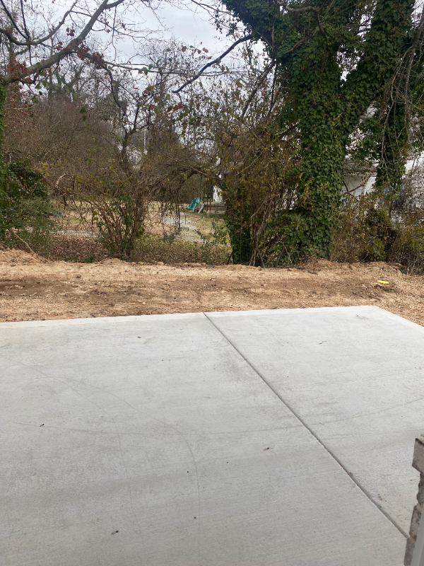 311 W Broad St - Photo 4 of 16