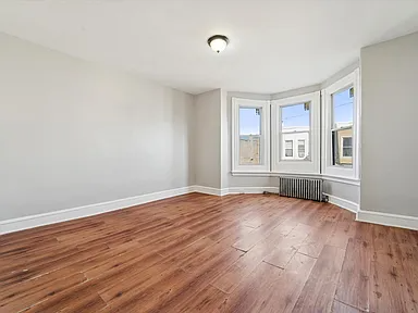 5706 Delancey St - Photo 4 of 12