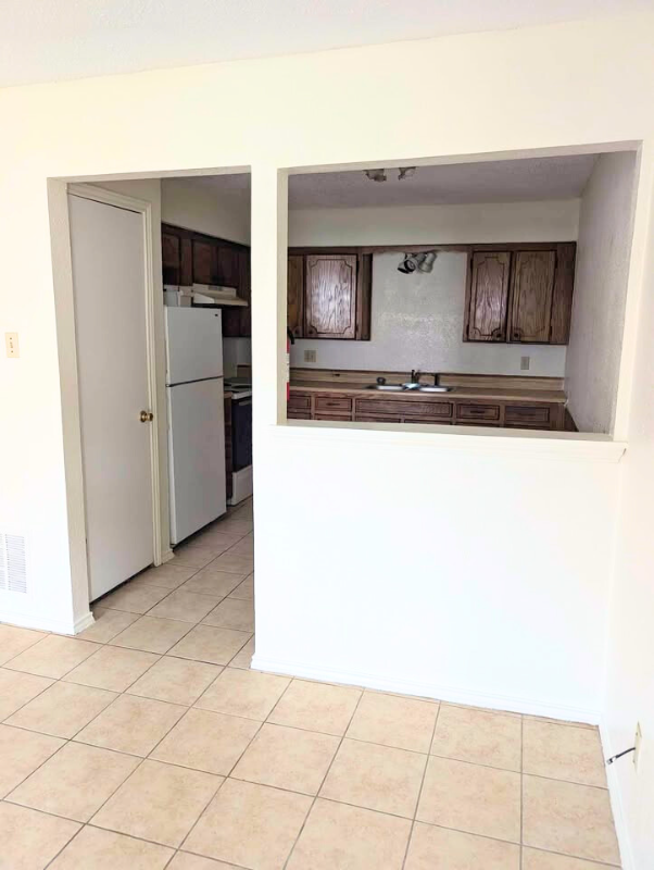 505 Hackberry St #26 - Photo 3 of 7