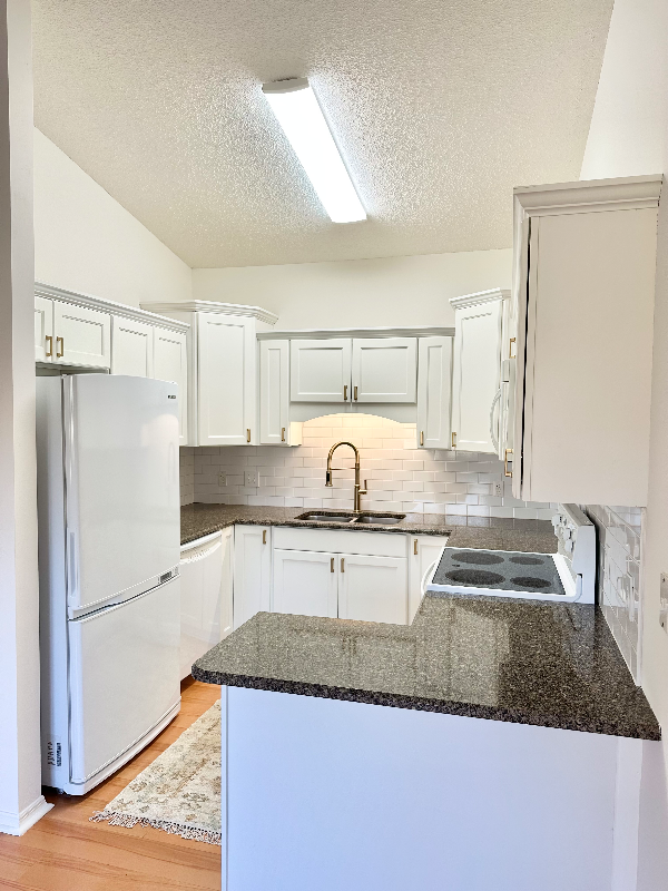 8621 Flagstone Way - Photo 3 of 19