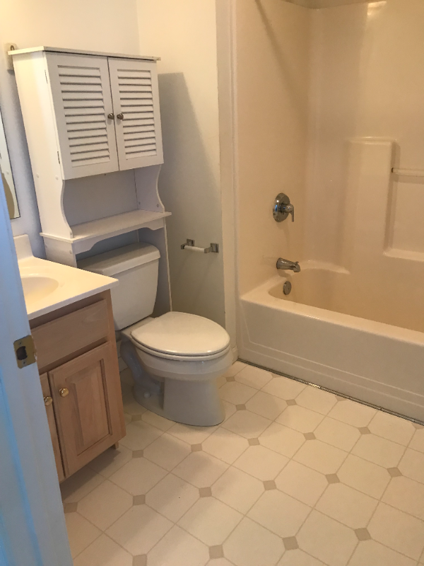 28503 Pinehurst Cir - Photo 3 of 6