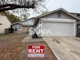 featured image of 7135 Grassy Trl