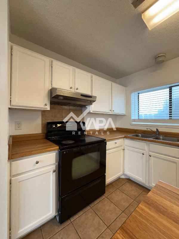 7135 Grassy Trl - Photo 3 of 17